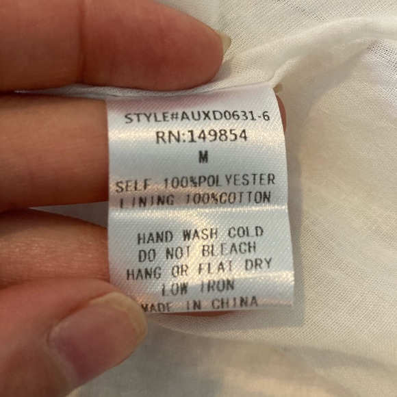 Beautiful Cold Shoulder Dress - Picture 6 of 8